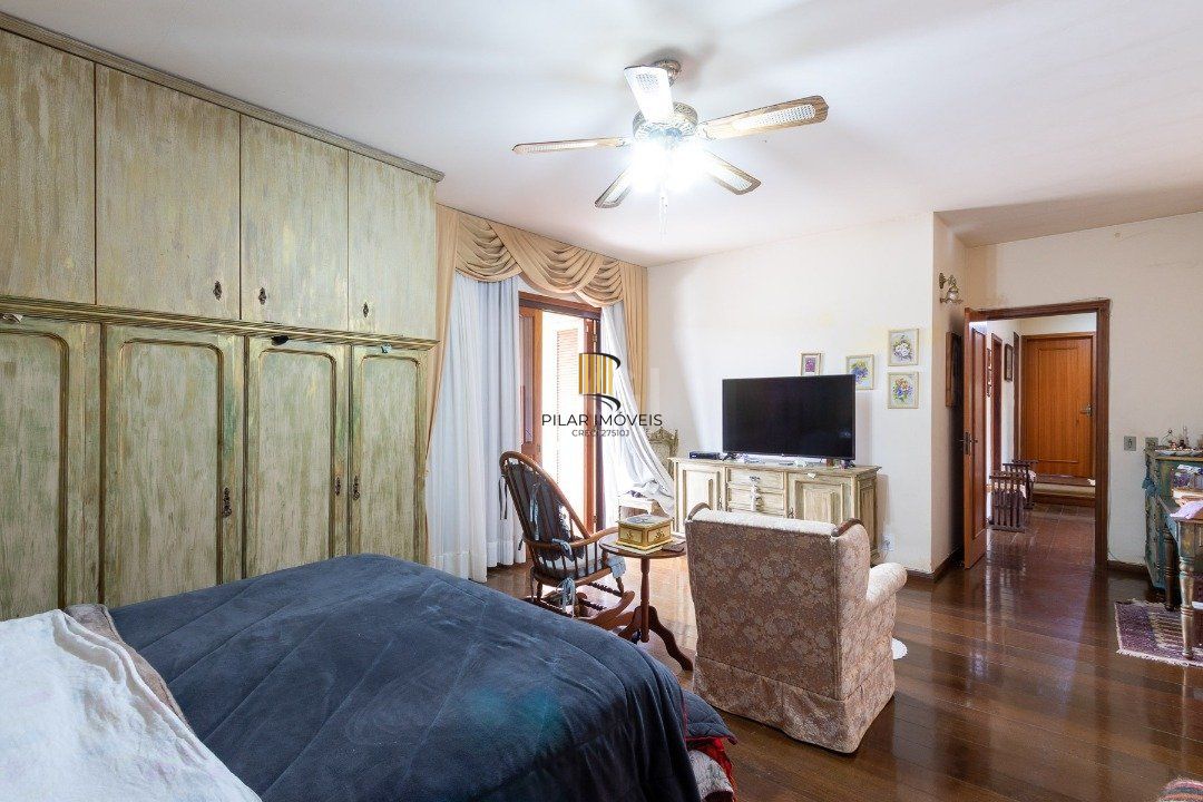 Casa Condominio para Venda - 386m², 3 dormitórios, sendo 2 suites, 2 vagas - Espirito Santo
