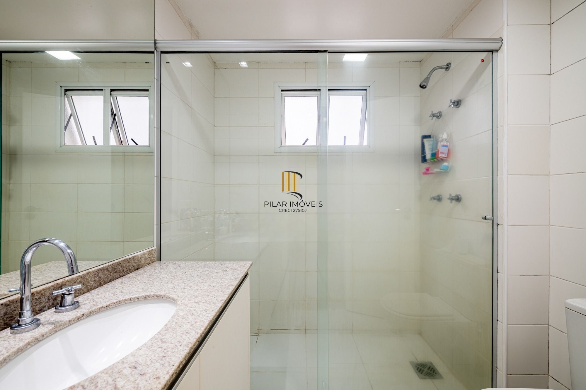 Apartamento 3 dormitórios, sendo 3 suítes e 3 vagas