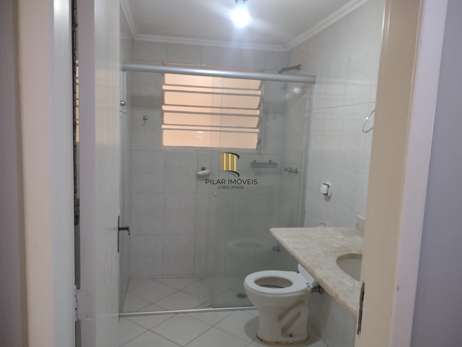 Casa 3 quantos com suíte, espaço gourmet, na Tristeza.