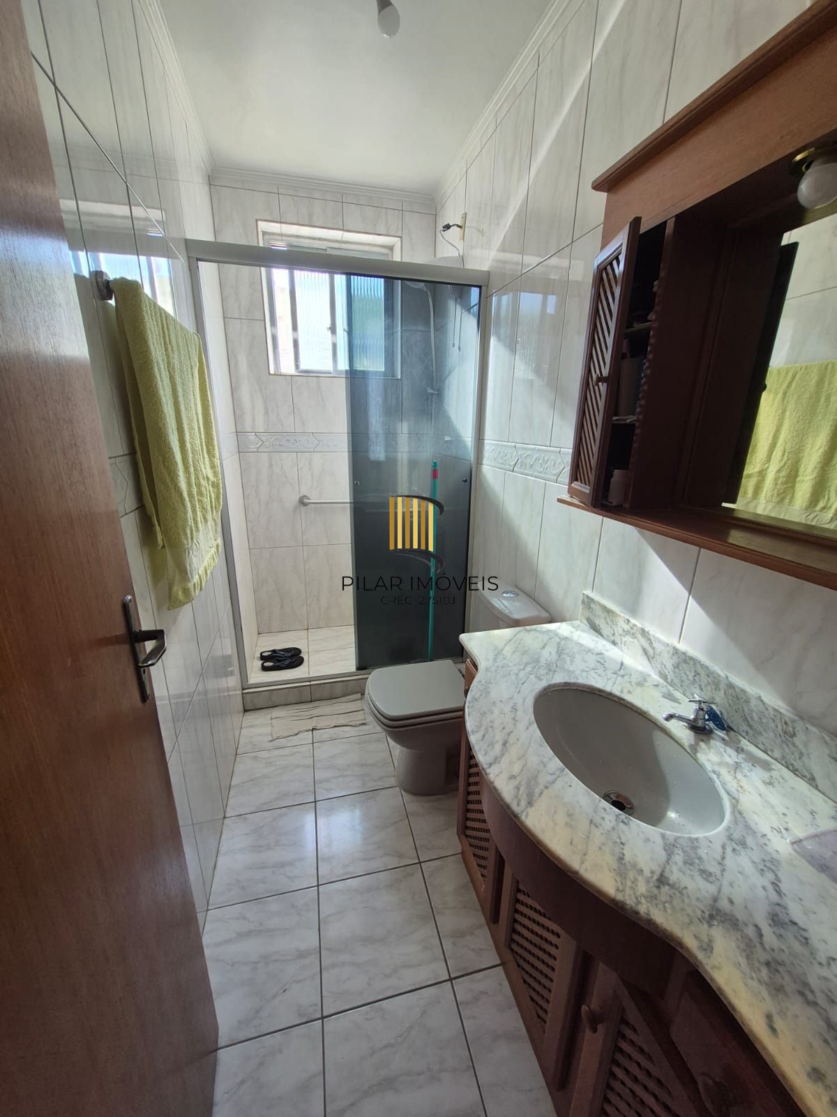 APARTAMENTO 2 DORMITORIOS 73M² 1 LANCE ESCADA