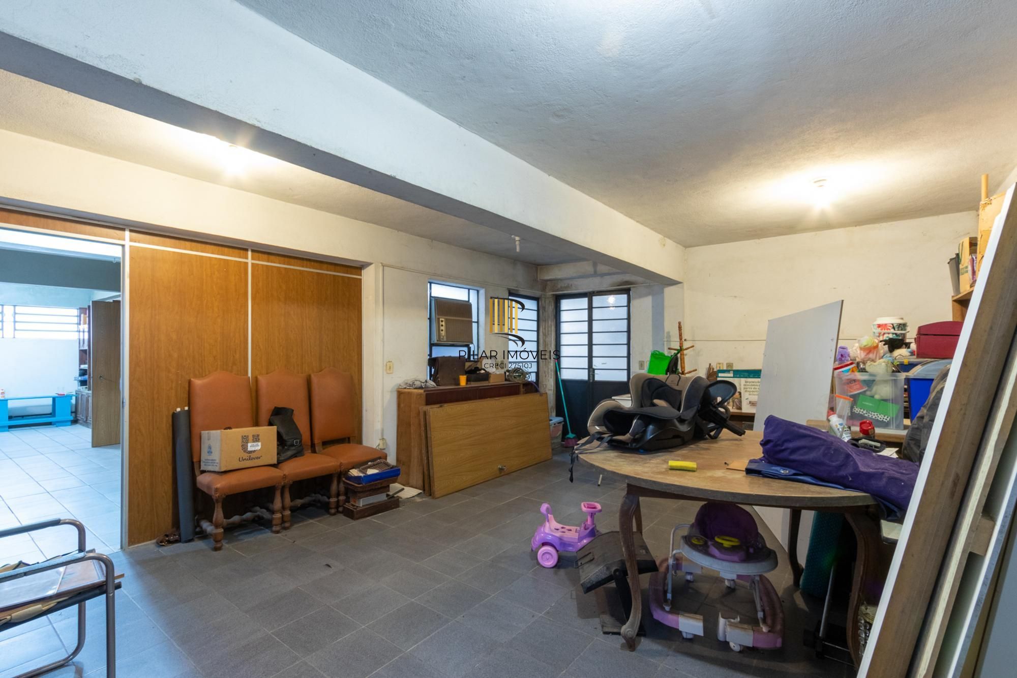 Casa para Venda - 286.28m², 2 dormitórios, sendo 1 suites, 3 vagas - Santa Tereza
