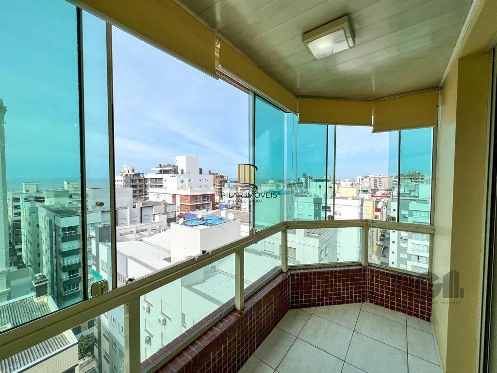 Magnífica Cobertura com vista eterna para o mar