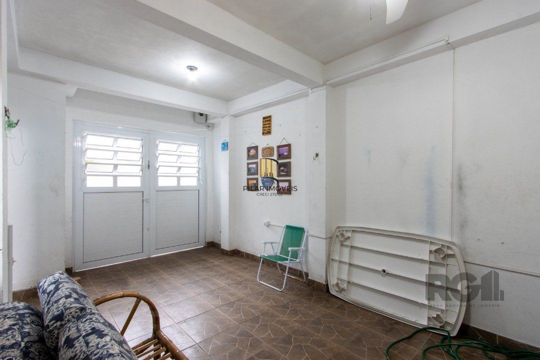 Casa para Venda - 126.89m², 3 dormitórios, 5 vagas - Azenha