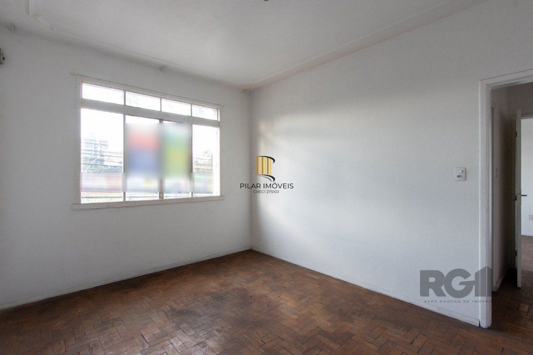 Apartamento à Venda - 2 Dormitórios na Av. Do Forte.