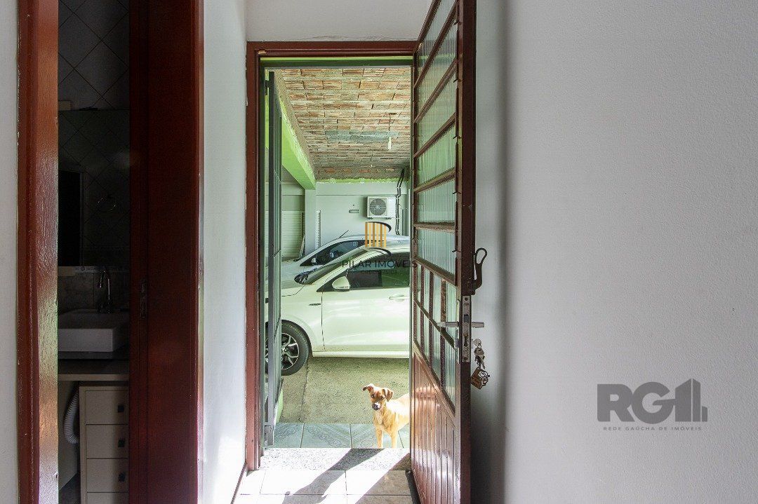 Sobrado com 3 Quartos e 5 banheiros próximo ao canoas shopping