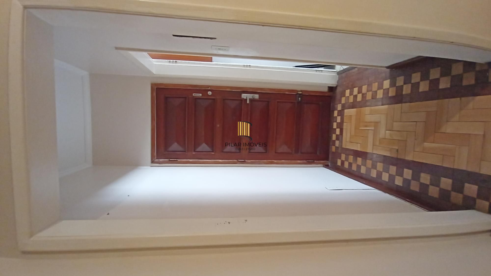 Cobertura com 2 dormitórios no bairro Petrópolis