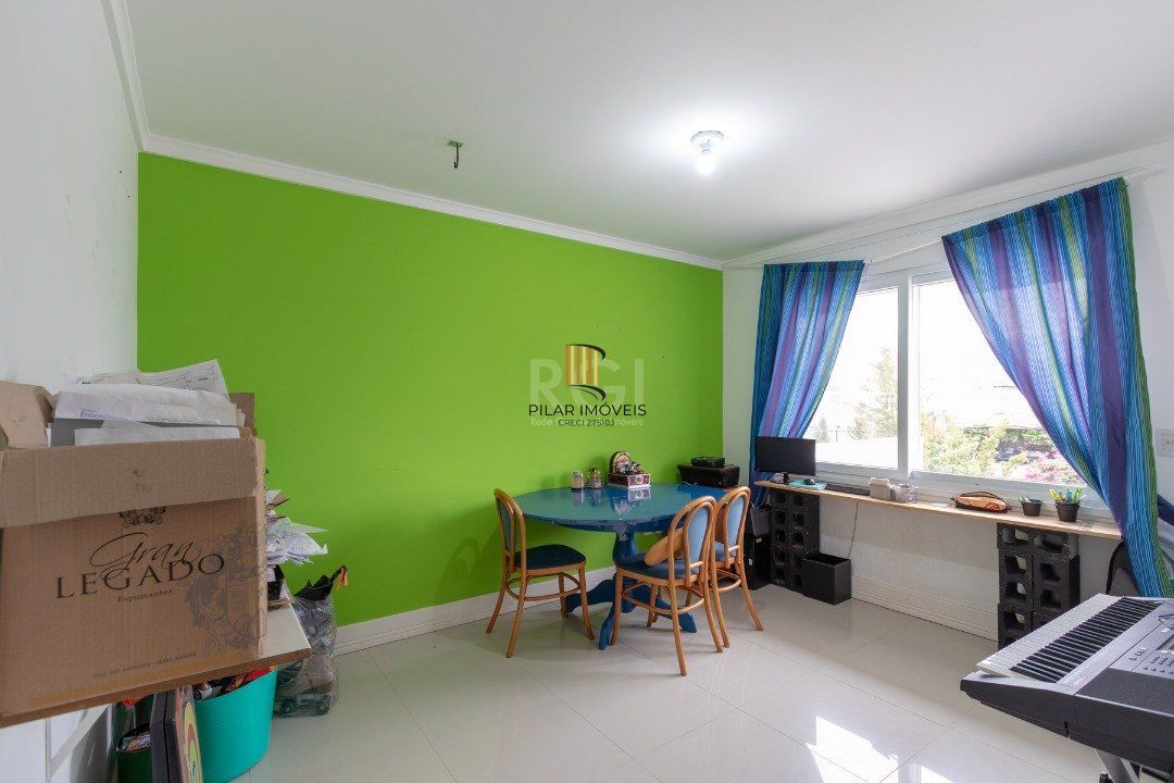 Casa 3 Dormitório(s) Bairro Terra Ville