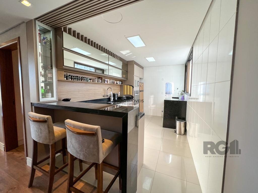 Apartamento 2 dormitórios no bairro Camaquã