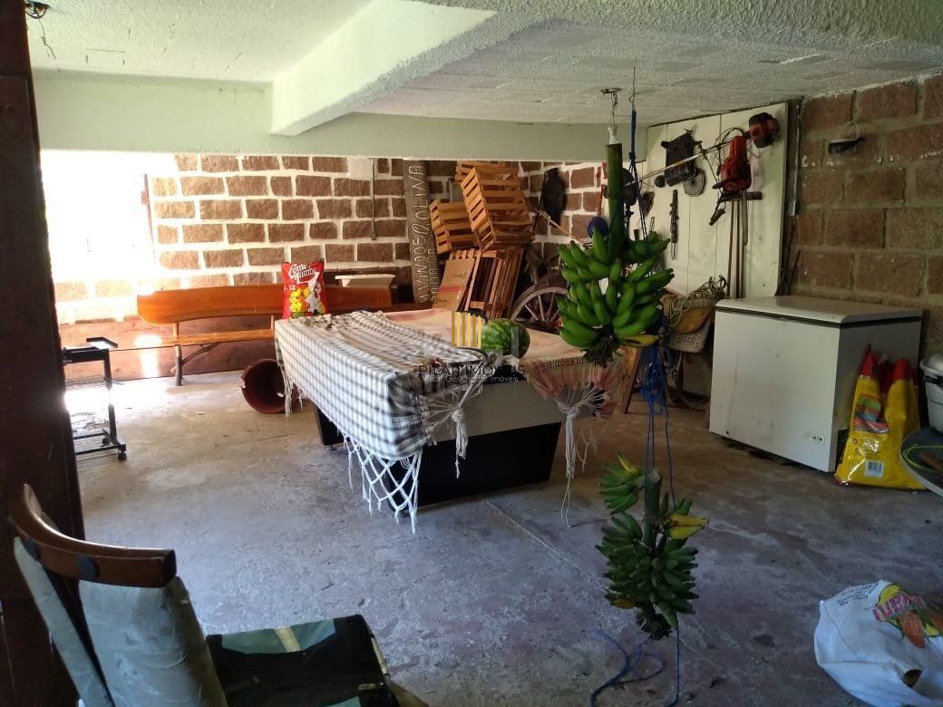 Sítio para Venda - 240m², 4 dormitórios, Itapuã