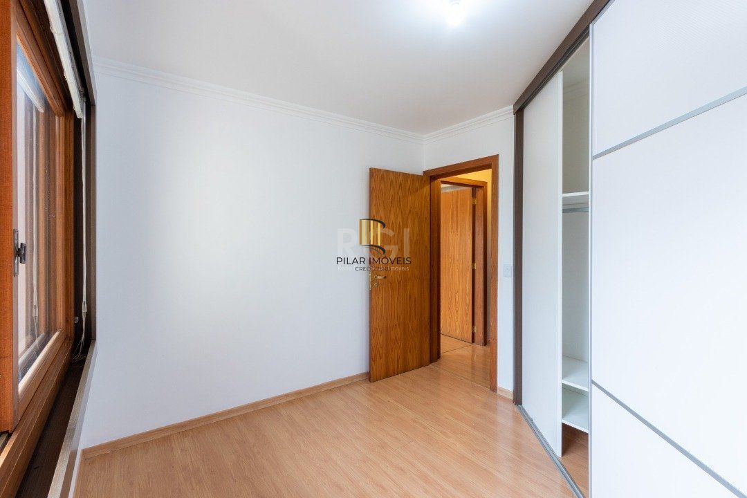Casa Condominio para Venda - 215.81m², 4 dormitórios, sendo 1 suites, 2 vagas - Tristeza