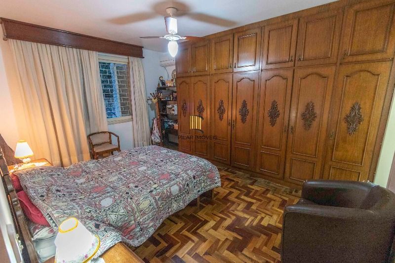 Casa para Venda - 231.72m², 4 dormitórios, sendo 1 suites, 3 vagas - Tristeza