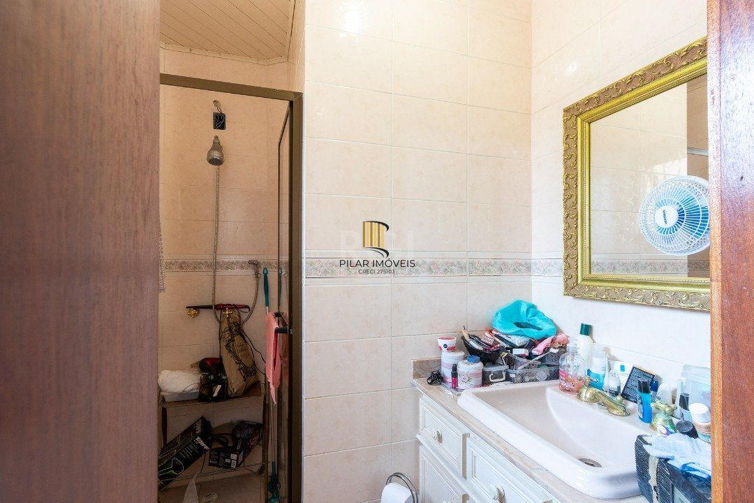 Casa Condominio para Venda - 386m², 3 dormitórios, sendo 2 suites, 2 vagas - Espirito Santo