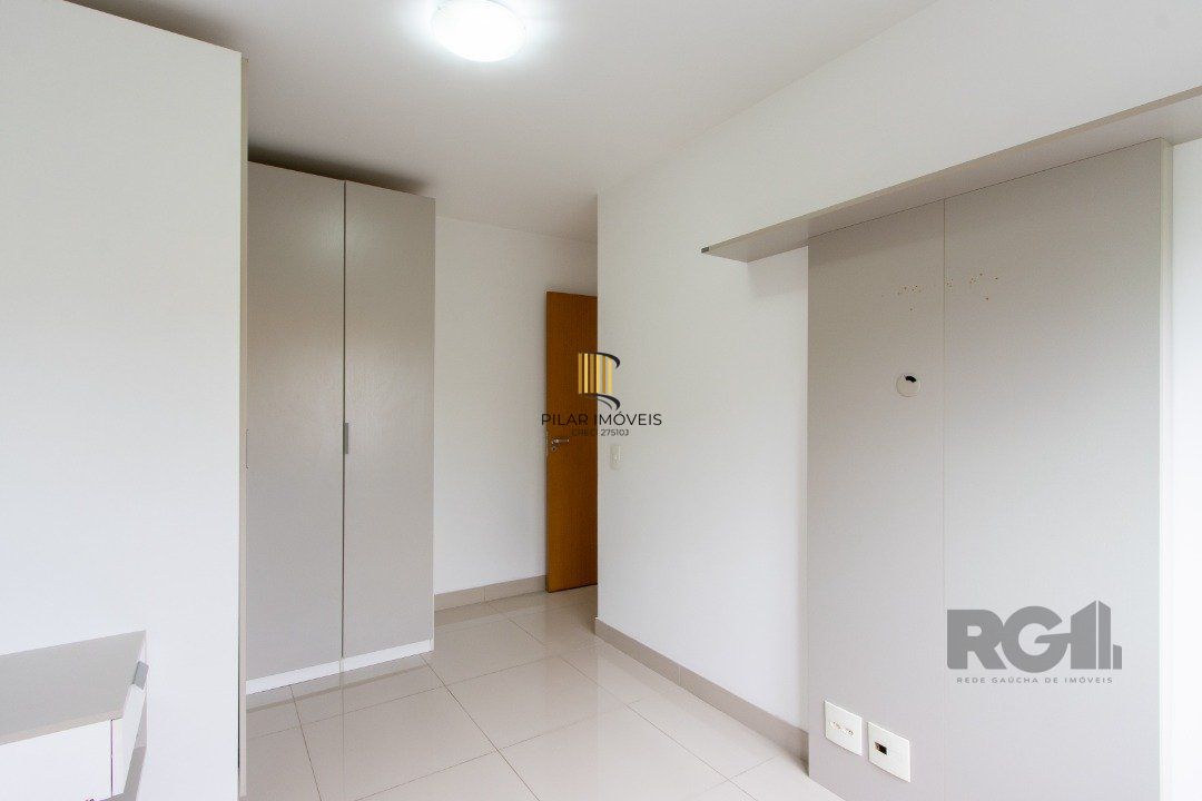 Apartamento semi-mobiliado, com área privada de 50,95 M2