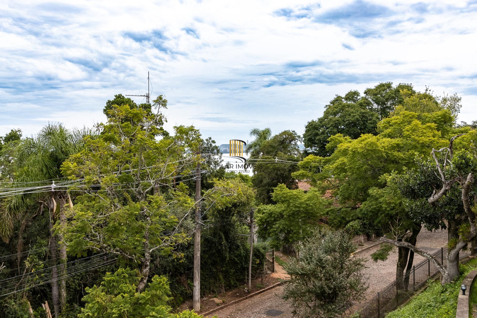 Casa 4 dormitórios no bairro Vila Conceição