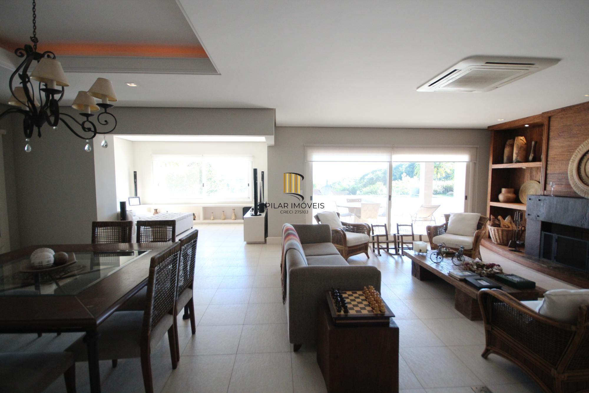 Casa Alto Padrão em Condomínio Fechado - 4 Suítes, Vista Panorâmica