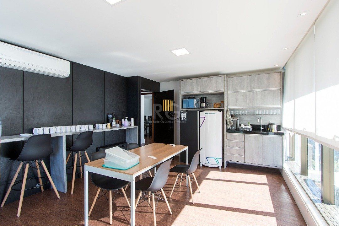 Conjunto/Sala para Venda - 188,42m², 3 vagas cobertas - Bela Vista