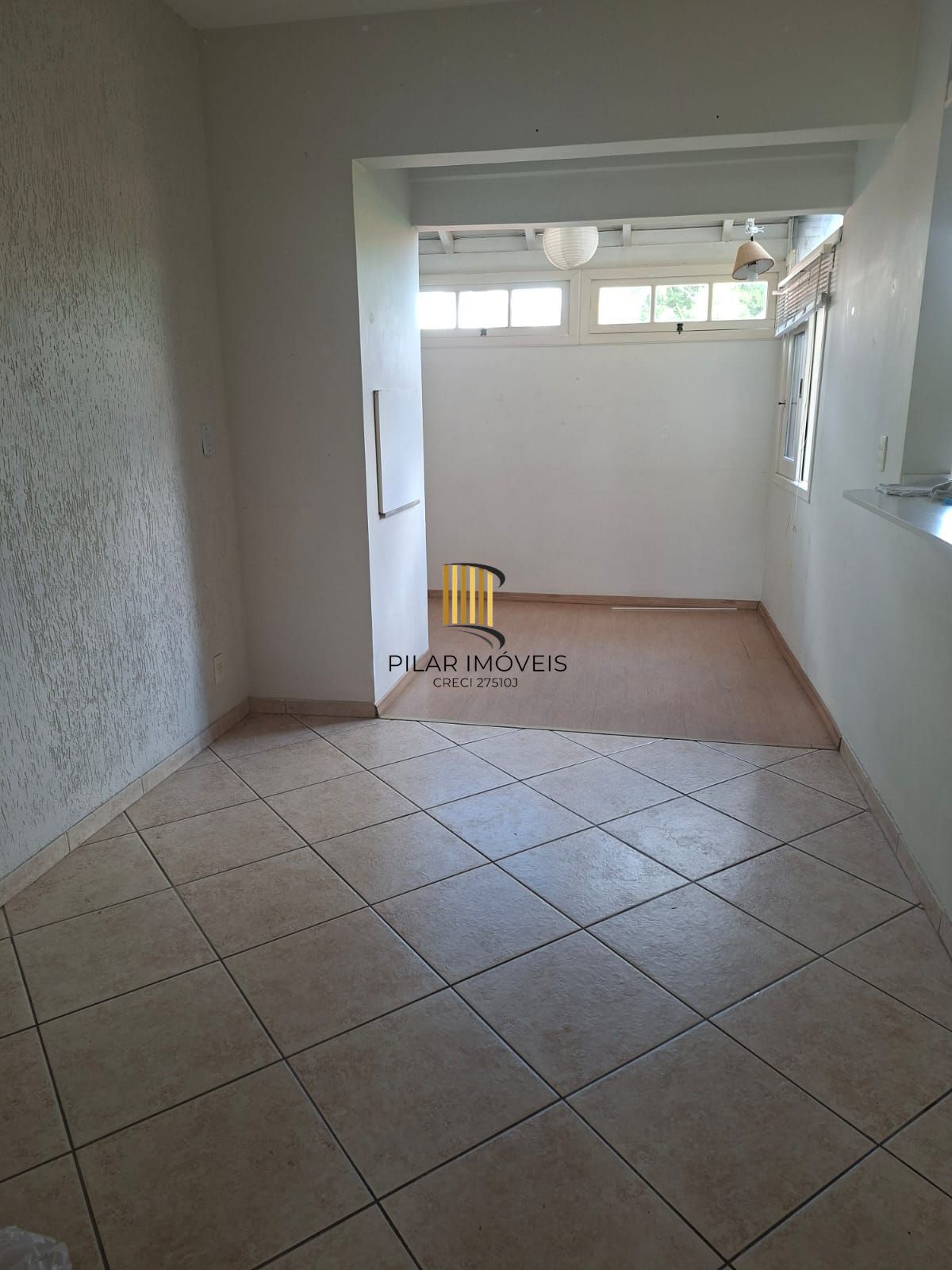 Casa em condomínio de 3 dorm. na Tristeza
