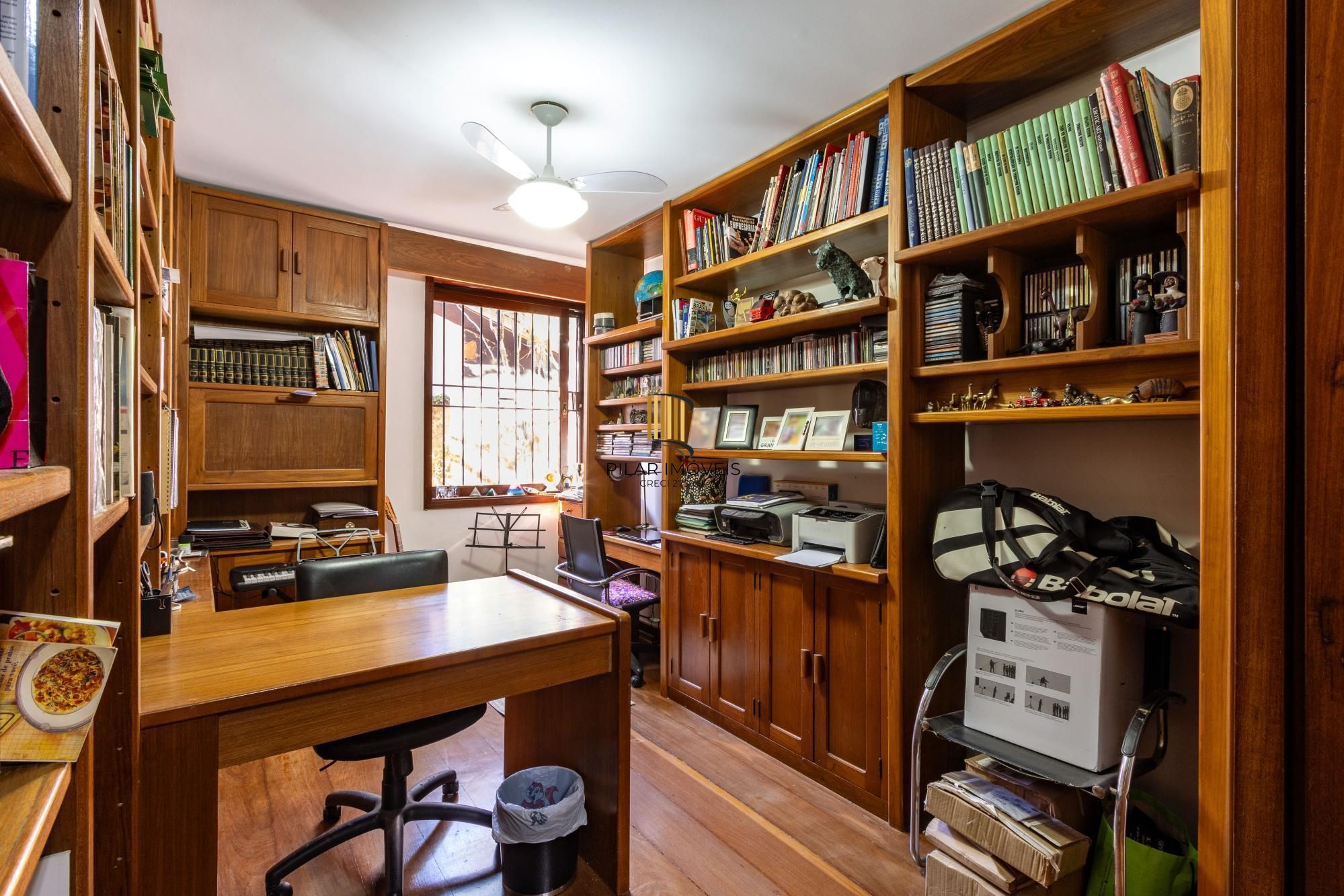 Casa de Condomínio 4 dormitórios no bairro Cavalhada