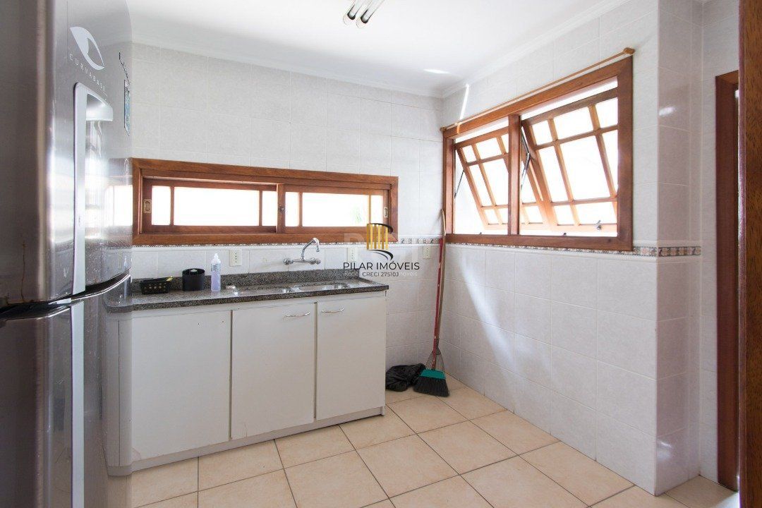 Casa Condominio para Venda - 167.65m², 3 dormitórios, sendo 1 suites, 2 vagas - Tristeza