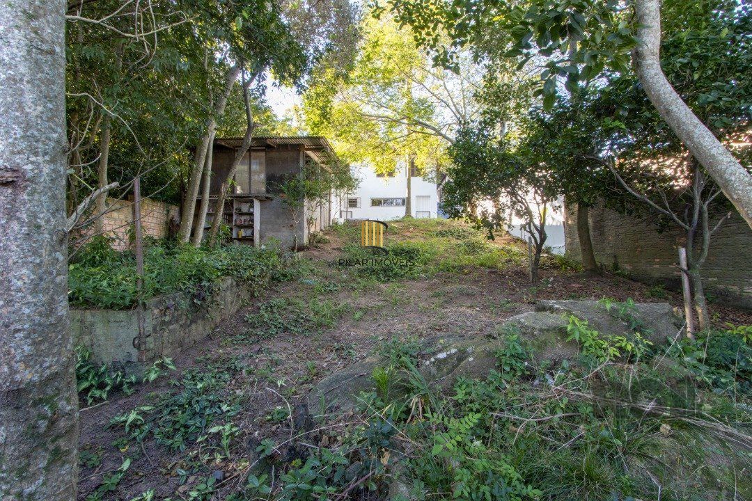Casa para Venda - 200m², 3 dormitórios, 2 vagas - Cavalhada