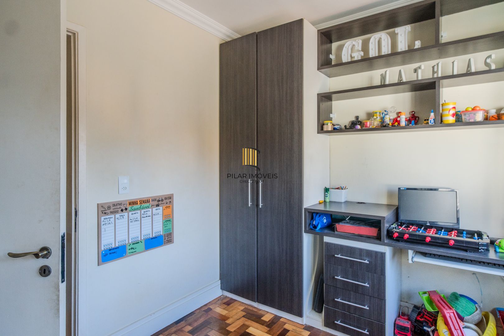 Apartamento com 70,37m², 2 dormitórios, de casal com sacada