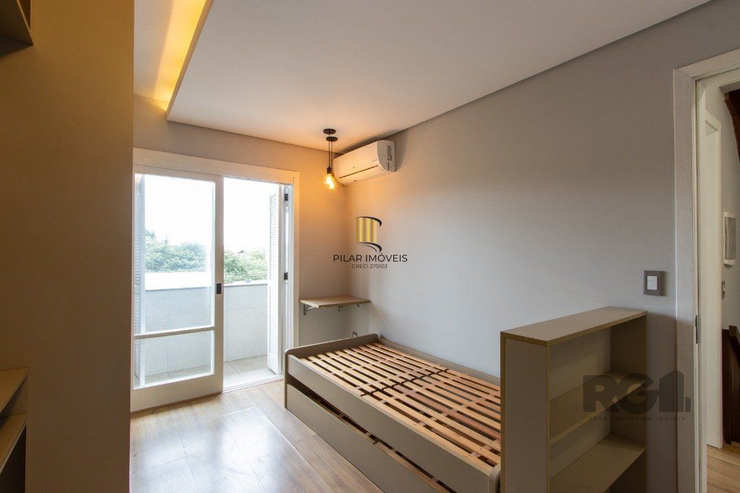 Casa 3 dormitórios à venda Ipanema  - Impecável - Totalmente reformada e mobiliada.