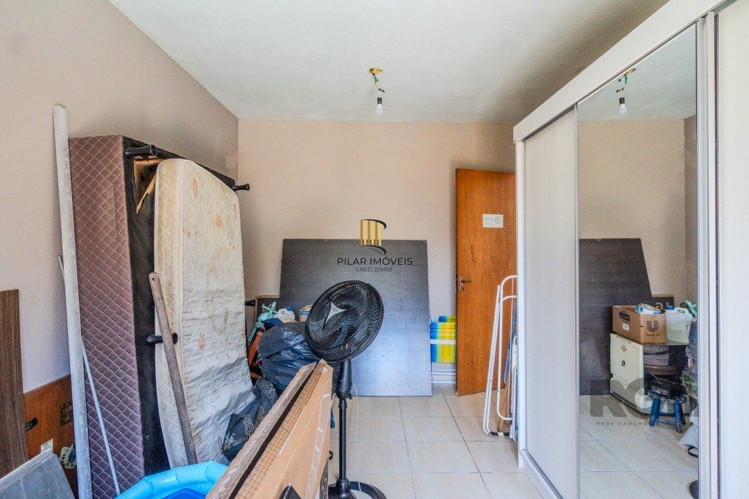 Casa 3 dormitórios I Suíte Master I vaga p/5 carros I Bairro Cavalhada