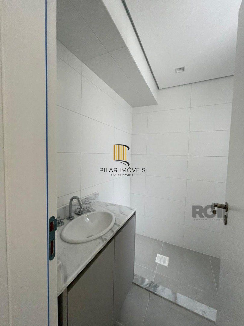 Duplex 3 dormitórios no bairro Atlântida