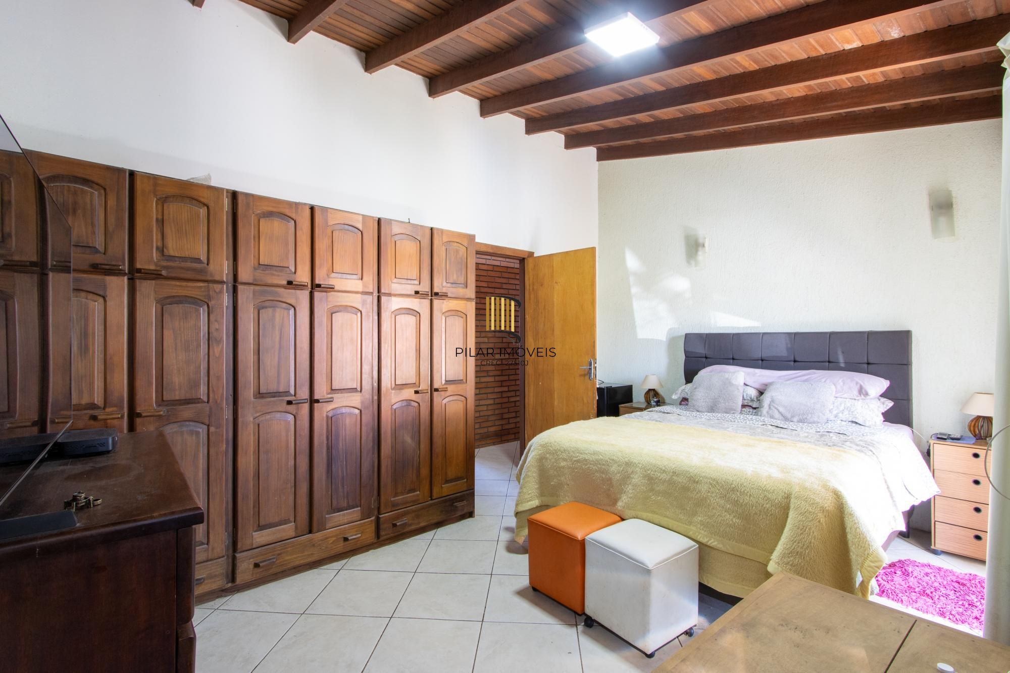 Sobrado amplo 4 dormitórios com piscina e casa extra no mesmo terreno – Hípica