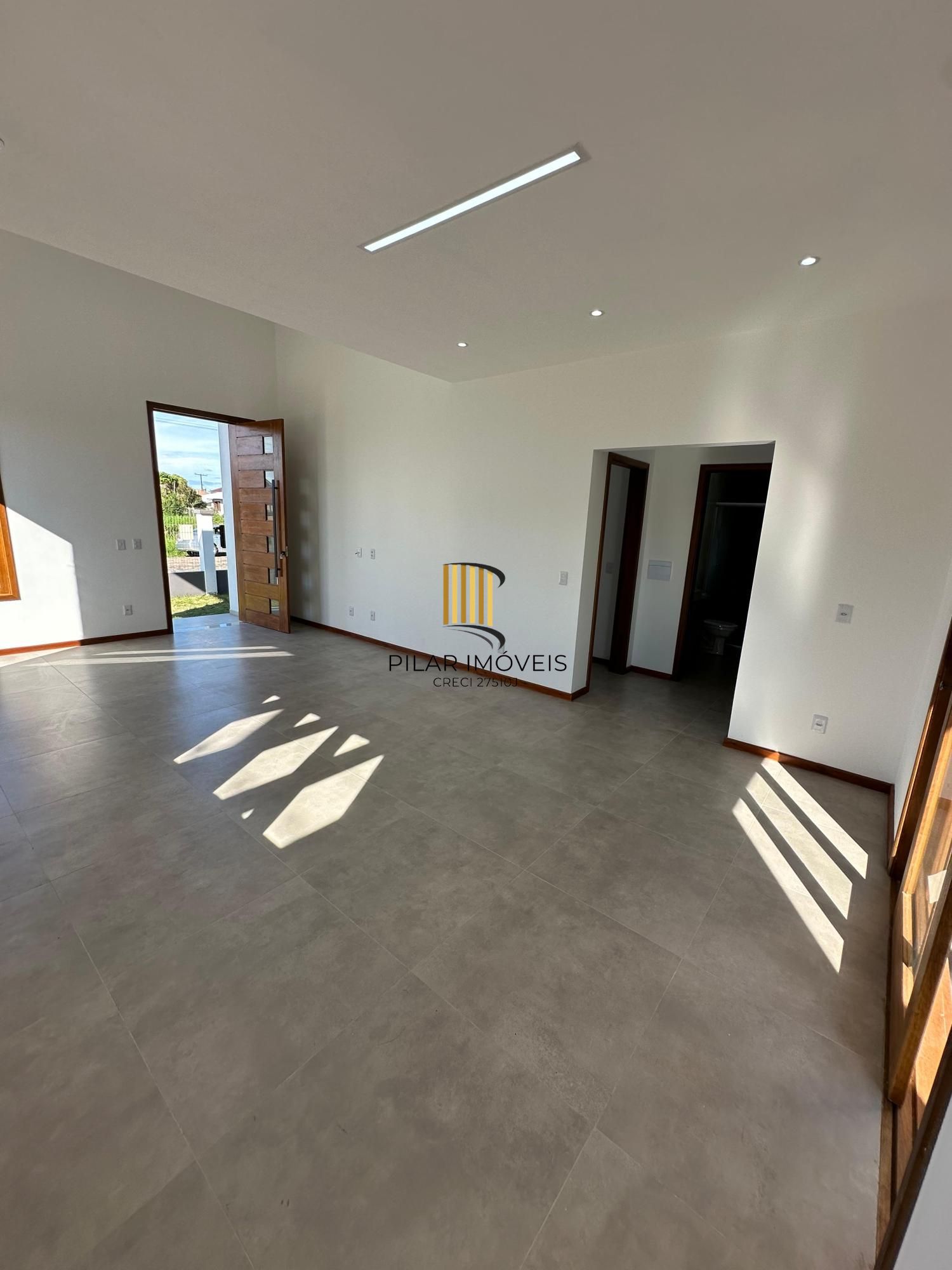 Casa 2 dormitórios no bairro Presidente