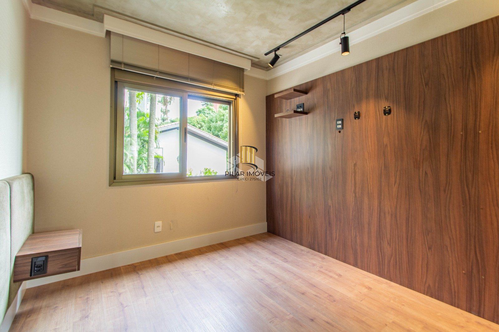 Apartamento Garden com 202m² e 3 dormitórios, 3 suítes, 3 vagas