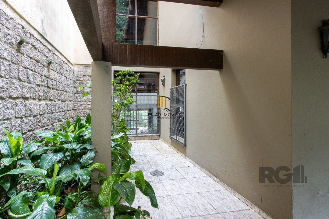 Casa de 3 dormitórios no Jardim Isabel com vista para o Guaíba.