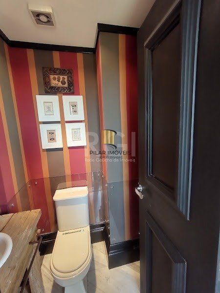Cobertura para Venda - 153.93m², 3 dormitórios, sendo 1 suites, 1 vaga - Tristeza
