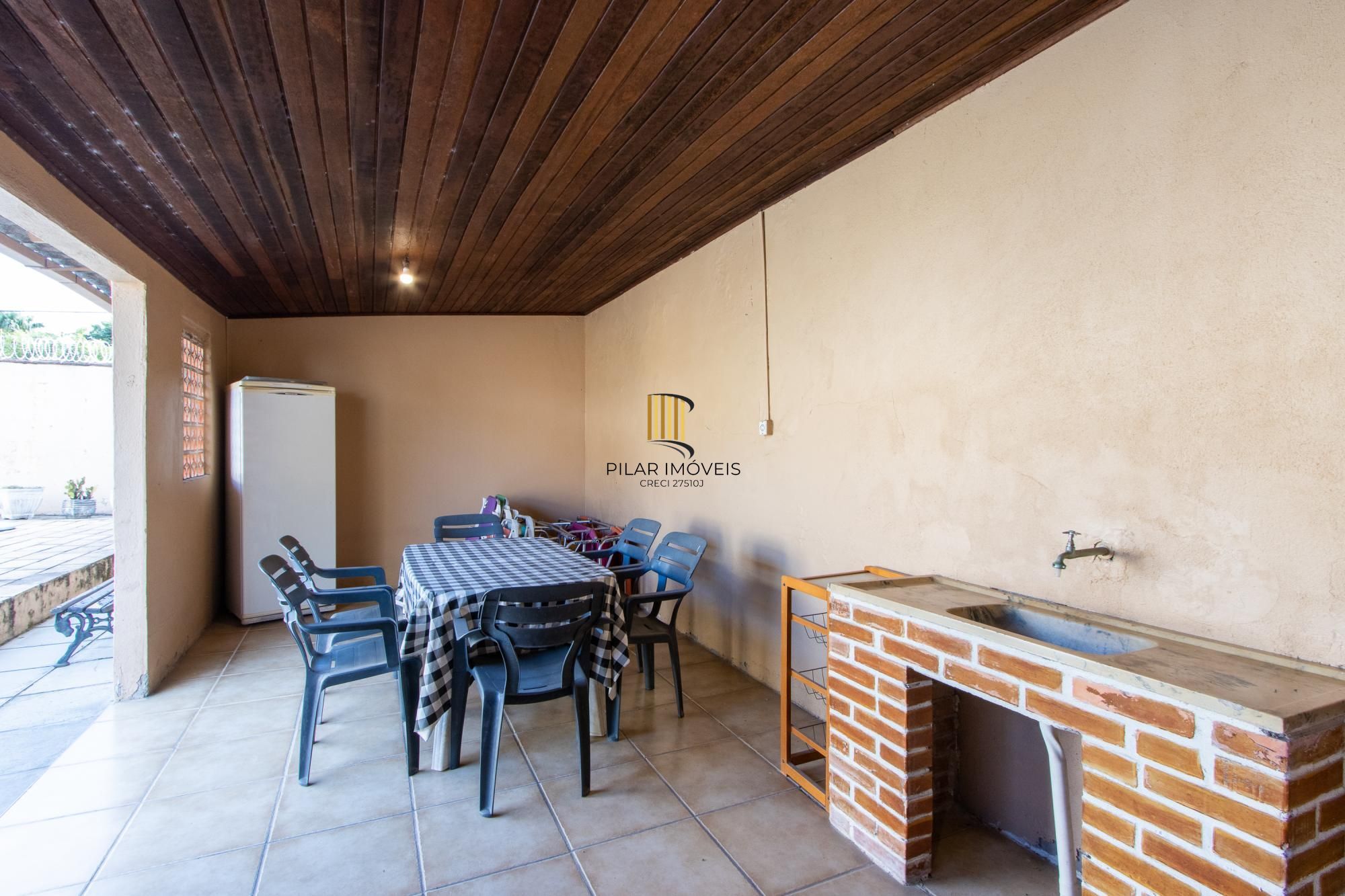 Casa para Venda - 180m², 3 dormitórios, sendo 1 suites, 2 vagas - Ipanema