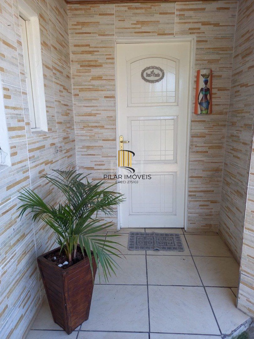 Casa 4 dormitórios no bairro Hípica