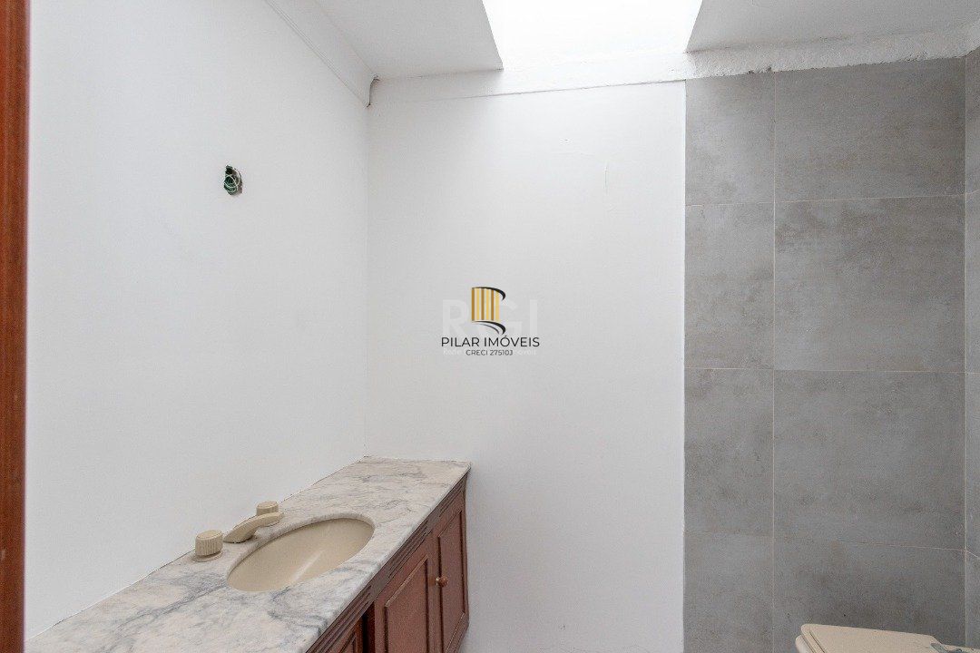 Casa para Venda - 558.14m², 4 dormitórios, sendo 4 suites, 6 vagas - Jardim Isabel