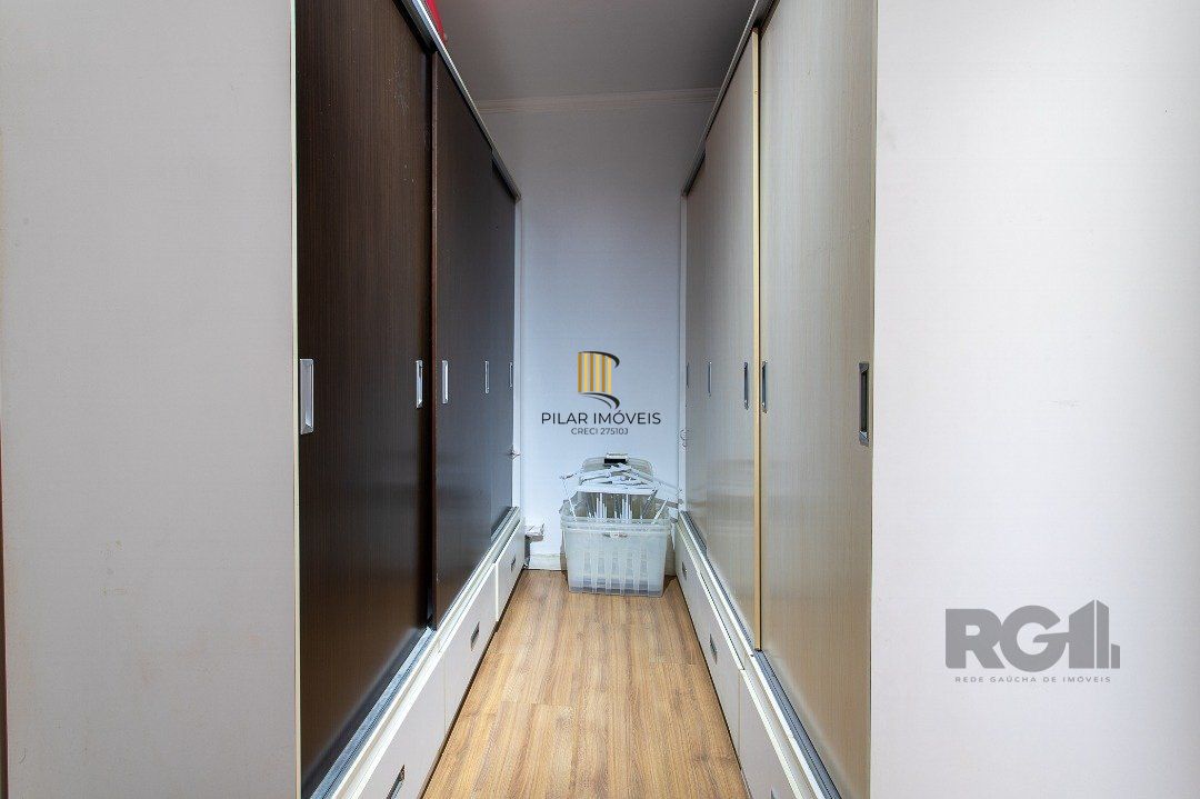 Apartamento com uma cobertura horizontal com 329,10 m² privativos com suíte