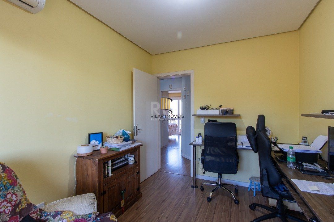 Casa de Condomínio 4 dormitórios no bairro Vila Assunção