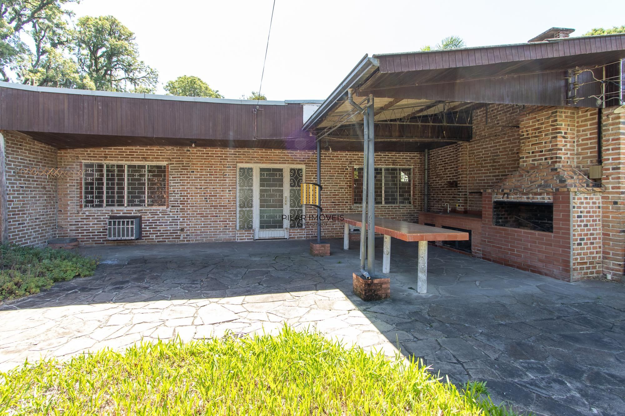 Casa 3 dormitórios no bairro Belém Novo