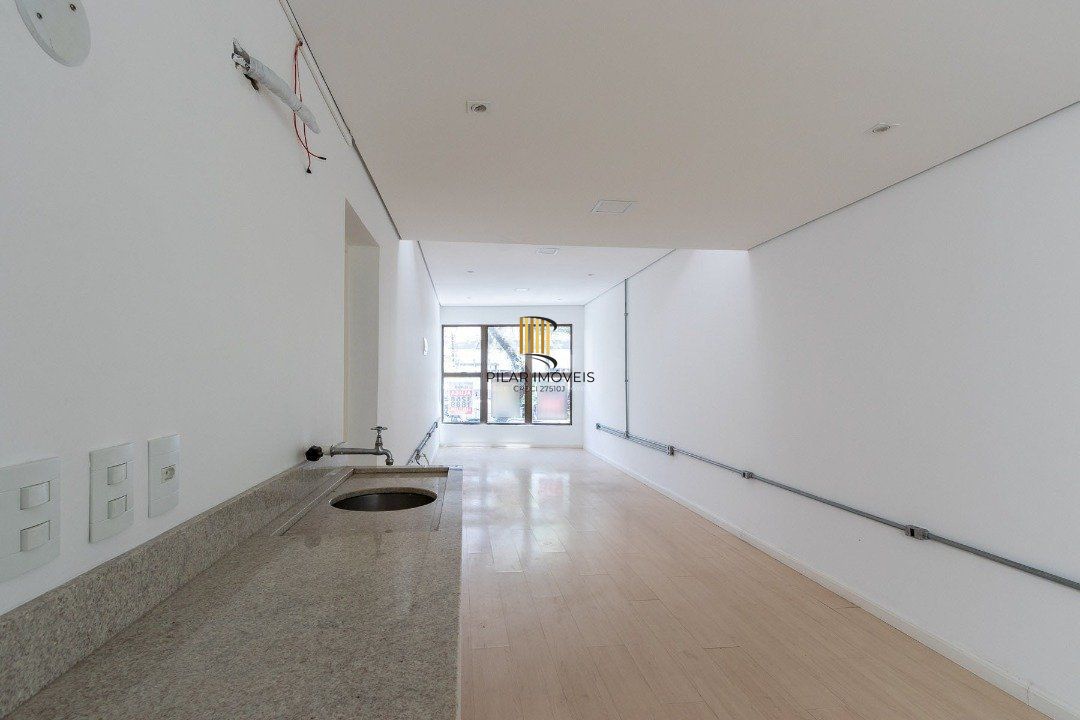 Conjunto/Sala para Venda - 83.48m², 0 dormitórios, Cidade Baixa