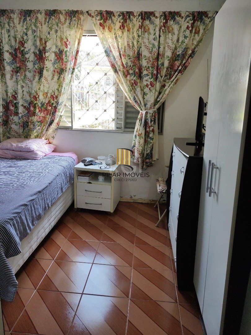 Casa 3 dormitórios no bairro Partenon