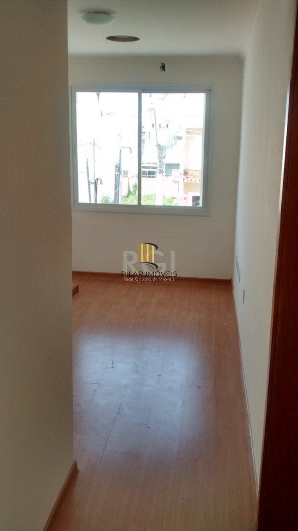 Casa para Venda - 194.46m², 3 dormitórios, sendo 1 suites, Hípica