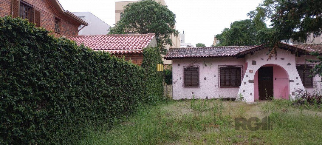 Casa 3 dormitórios no bairro Tristeza
