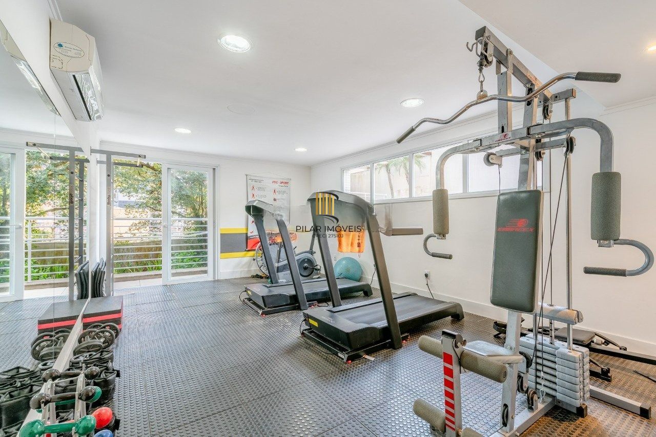 Apartamento 3 dormitórios, sendo 1 suíte e 2 vagas no Petropolis