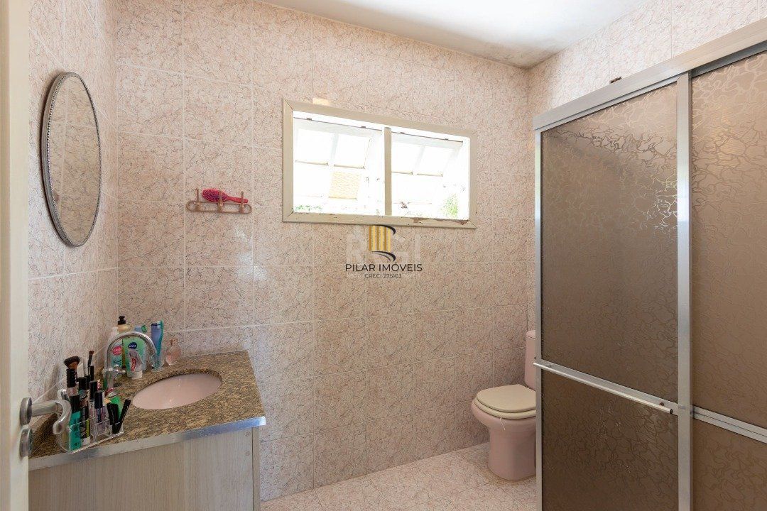 Sobrado para Venda - 356.93m², 4 dormitórios, sendo 2 suites, 4 vagas - Tristeza