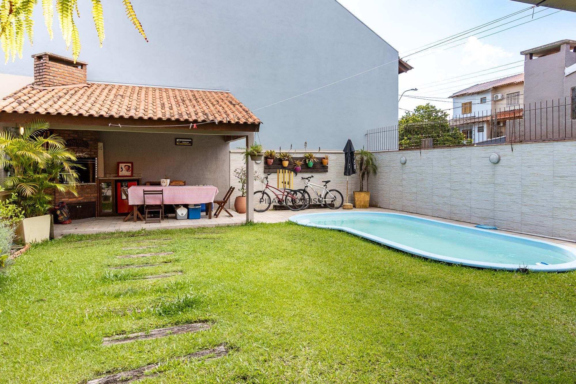 LINDA CASA NA HÍPICA