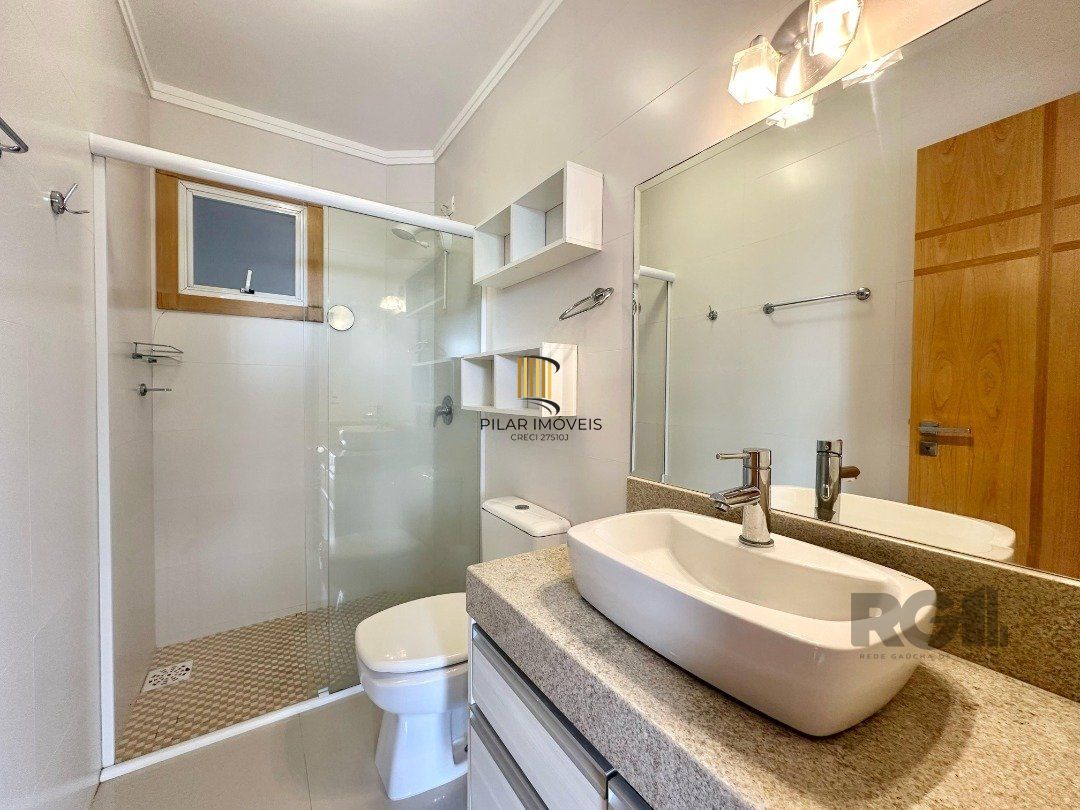 APARTAMENTO COM TERRAÇO E VISTA PARA O MAR, À VENDA  EM CAPÃO DA CANOA 