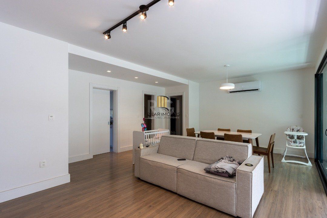 Apartamento 3 dormitórios no bairro Pedra Redonda