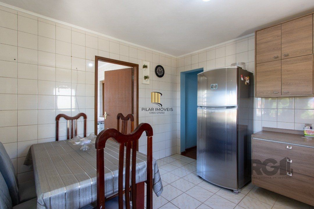 Casa 4 dormitórios no bairro Hípica