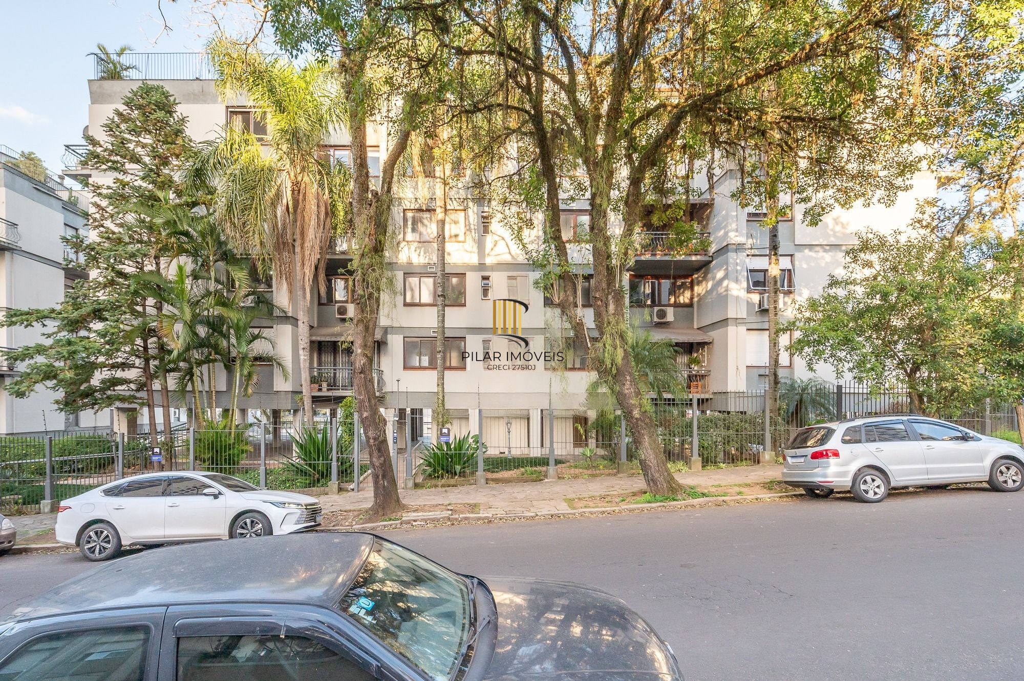 Apartamento com 124m² e 3 dormitórios, 1 suíte, 2 vagas no bairro Higienópolis